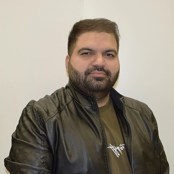 مجتبی-شاه-ولی-مدیرفروش